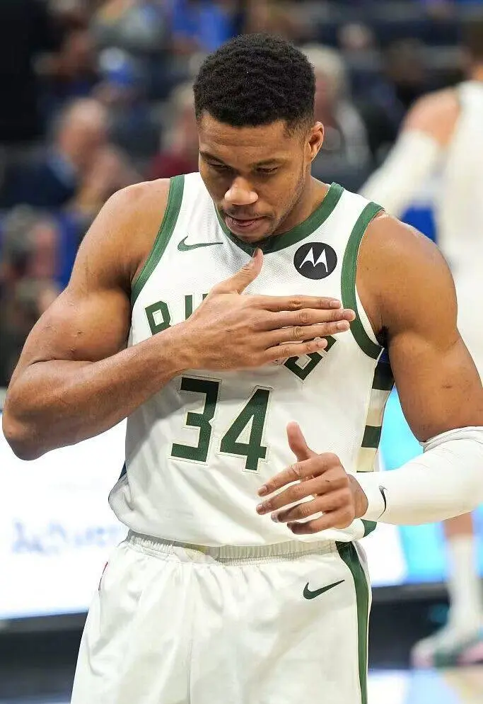 万博max网页版-篮网东部球队